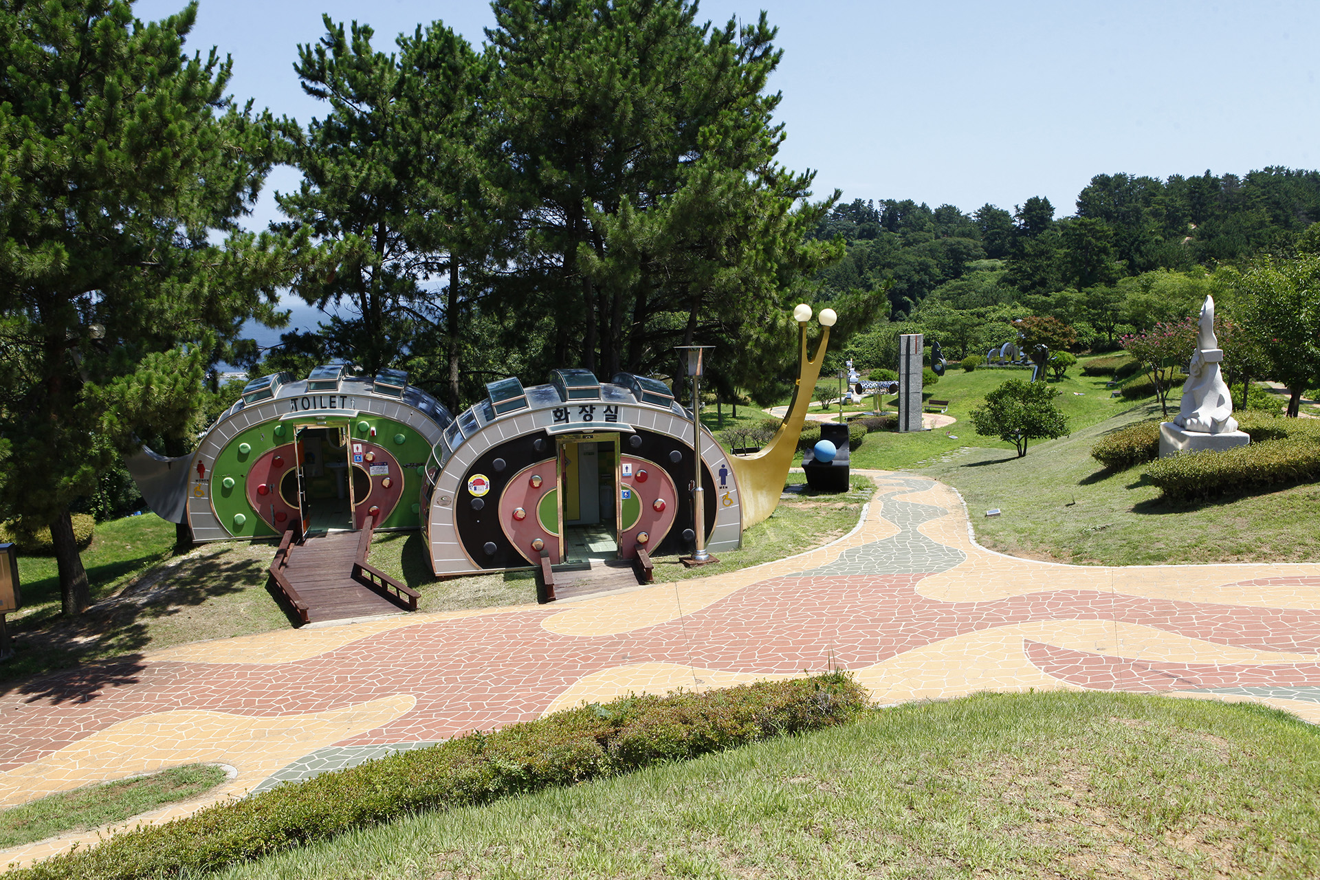 양지암 조각공원